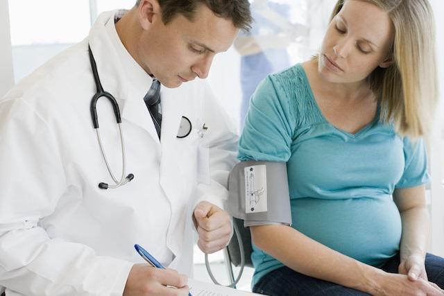 Kontraktionen vor der Geburt: Häufigkeit, Anzeichen und Empfindungen