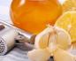 Pulire i vasi sanguigni con la tintura di aglio e limone: ricetta e come berla Utilizzare l'infuso di aglio 35 45 g